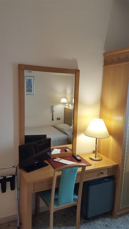 Nuovo Albergo Chieti Esterno foto